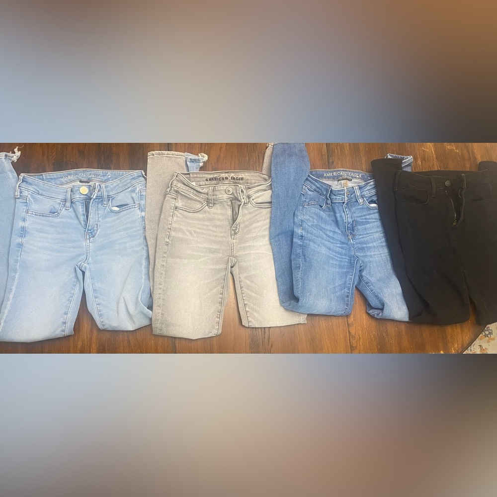 American Eagle High Waisted Skinny Jeans Size 0, Regular